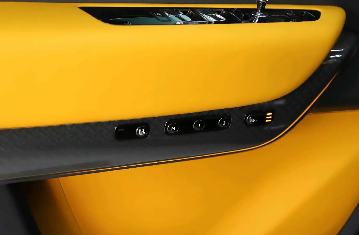 2020 Rolls-Royce Cullinan 6.7T 600HP V12 8AT,autocango,china used car exporter,china ev exporter,chinese used car exporter,chinese used ev exporter