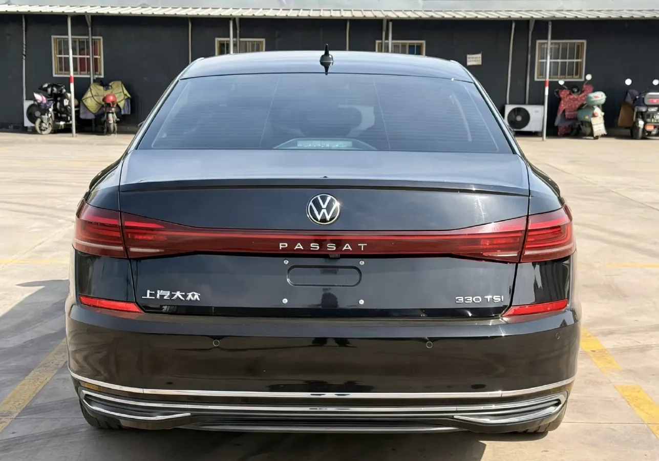2024 Volkswagen Passat 2.0T 186HP L4 7DCT,autocango,china used car exporter,china ev exporter,chinese used car exporter,chinese used ev exporter