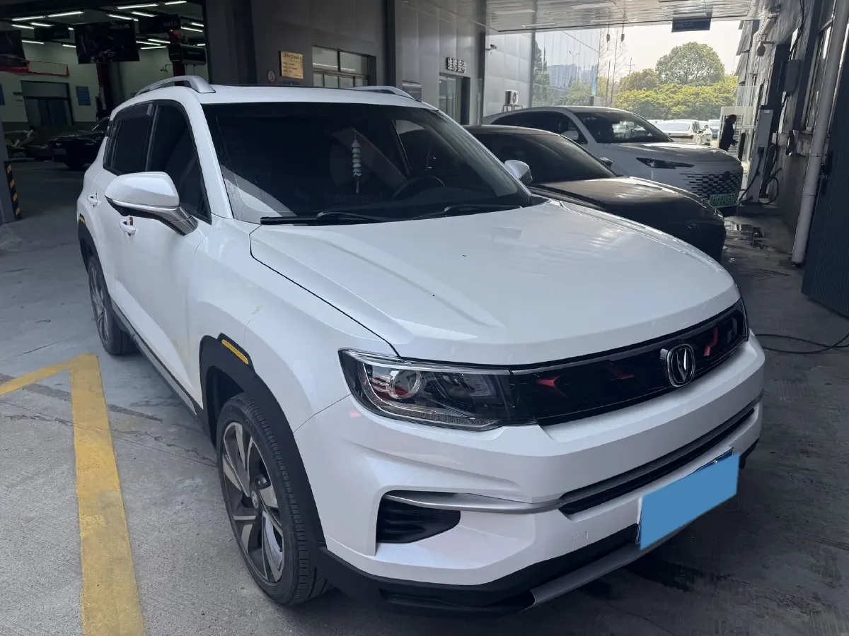 2019 ChangAn CS35 Plus 1.4T 158HP L4 7DCT,autocango,china used car exporter,china ev exporter,chinese used car exporter,chinese used ev exporter