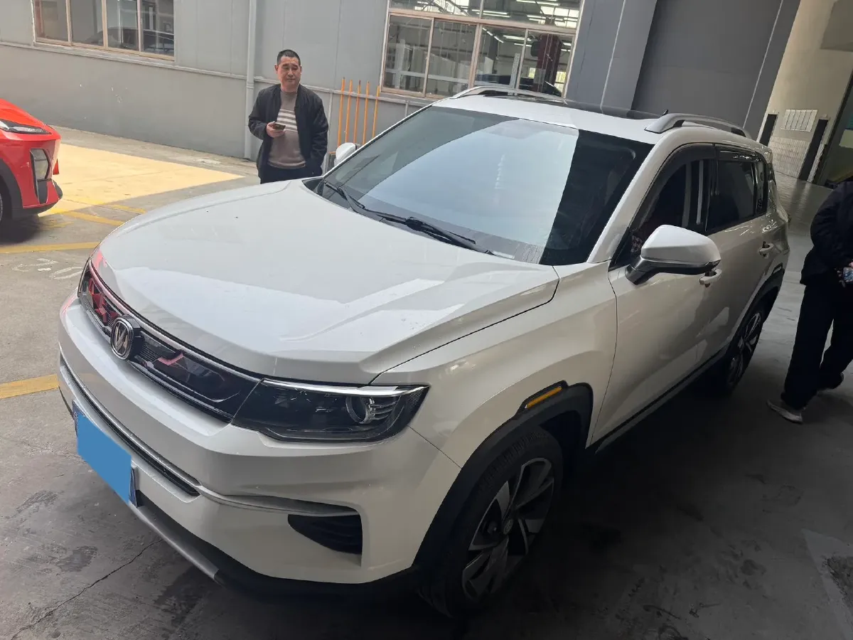 2019 ChangAn CS35 Plus 1.4T 158HP L4 7DCT,autocango,china used car exporter,china ev exporter,chinese used car exporter,chinese used ev exporter
