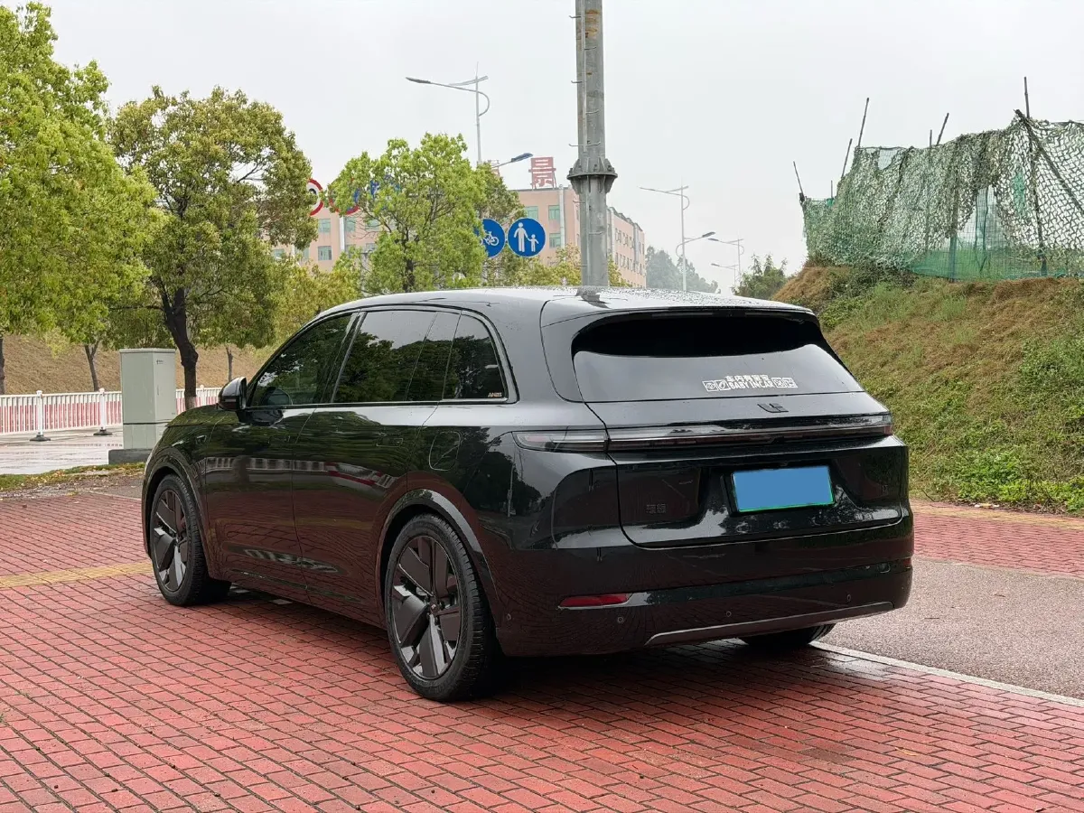 2025 Li L7 Range Extended 154HP REEV,autocango,china used car exporter,china ev exporter,chinese used car exporter,chinese used ev exporter