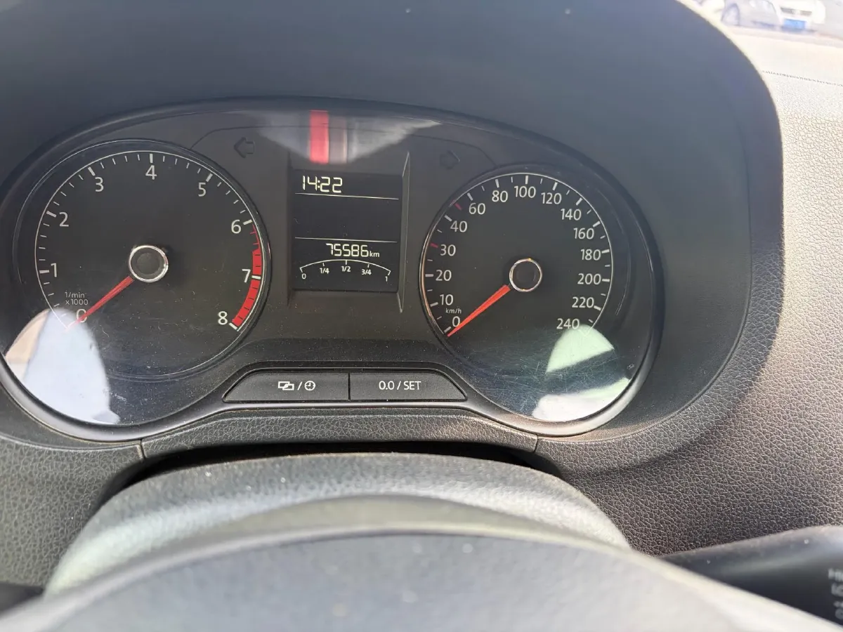 2016 Volkswagen Polo 1.4L 90HP L4 6AT,autocango,china used car exporter,china ev exporter,chinese used car exporter,chinese used ev exporter