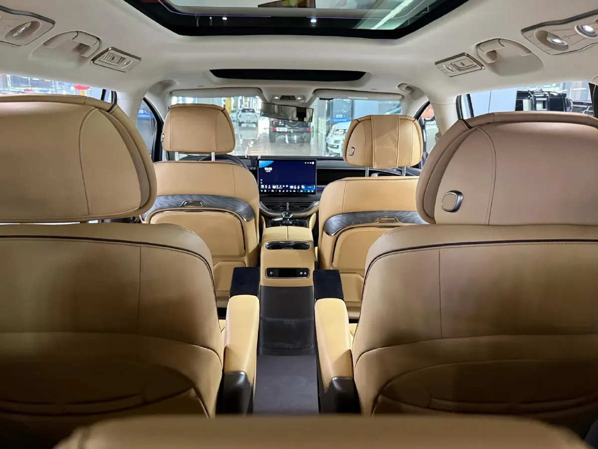 2024 Denza D9 1.5T 139HP L4 E-CVT PHEV 40KWH,autocango,china used car exporter,china ev exporter,chinese used car exporter,chinese used ev exporter