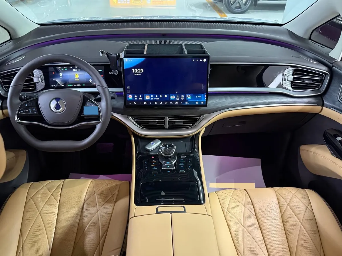 2024 Denza D9 1.5T 139HP L4 E-CVT PHEV 40KWH,autocango,china used car exporter,china ev exporter,chinese used car exporter,chinese used ev exporter