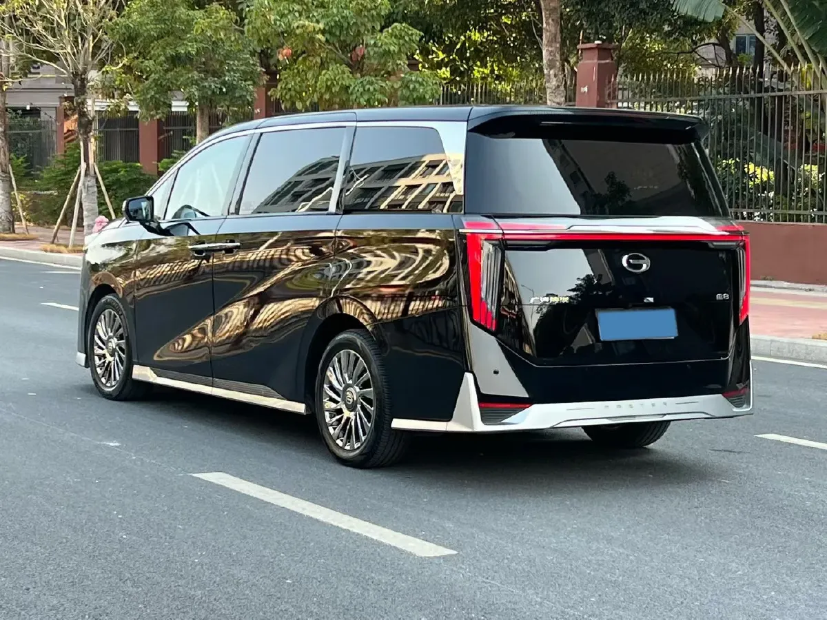 2023 GAC Trumpchi M8 2.0T 252HP L4 8AT,autocango,china used car exporter,china ev exporter,chinese used car exporter,chinese used ev exporter