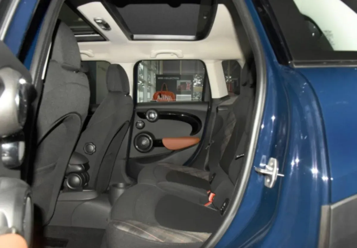 2018 MINI MINI 1.5T 136HP L3 6AT,autocango,china used car exporter,china ev exporter,chinese used car exporter,chinese used ev exporter