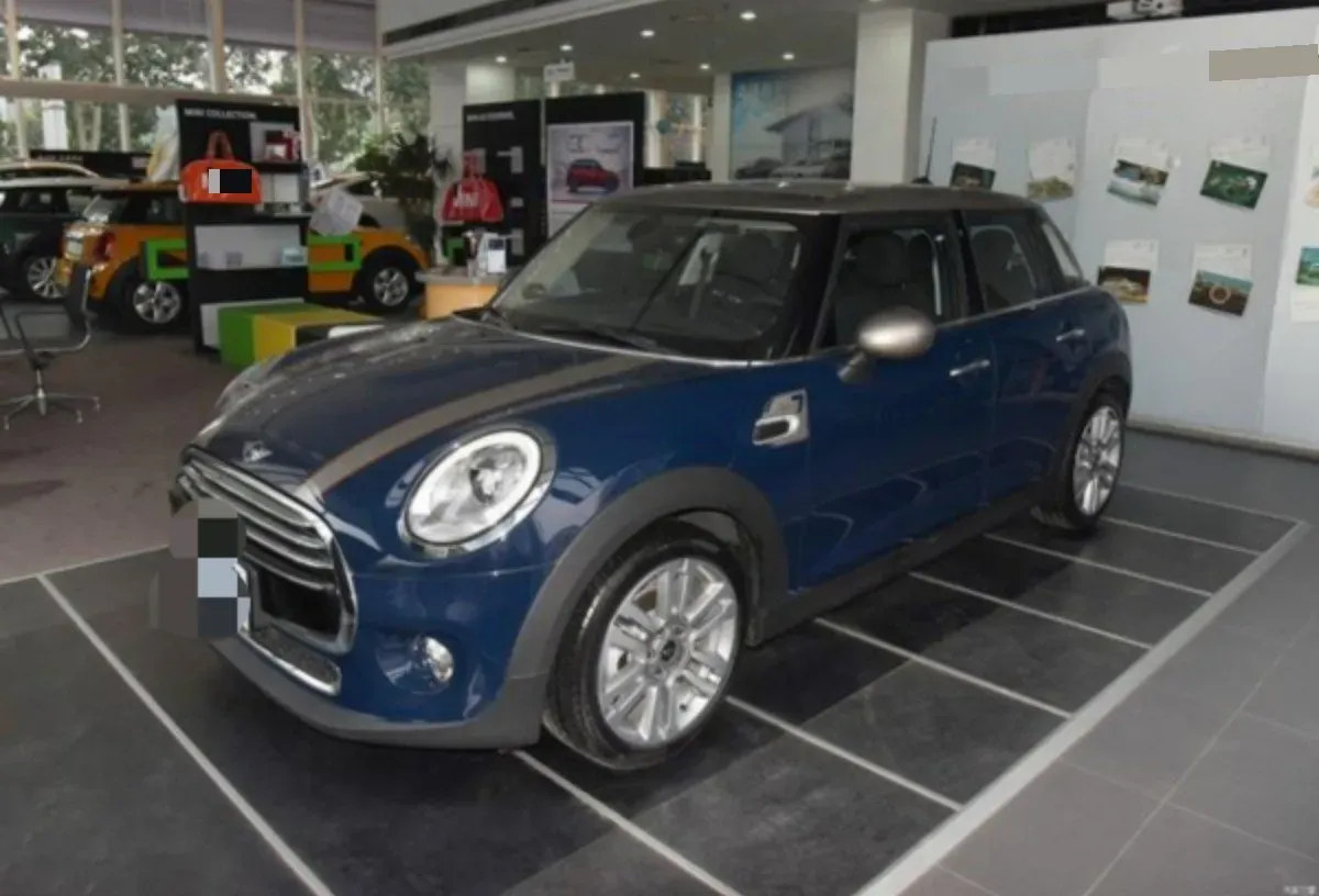 2018 MINI MINI 1.5T 136HP L3 6AT,autocango,china used car exporter,china ev exporter,chinese used car exporter,chinese used ev exporter
