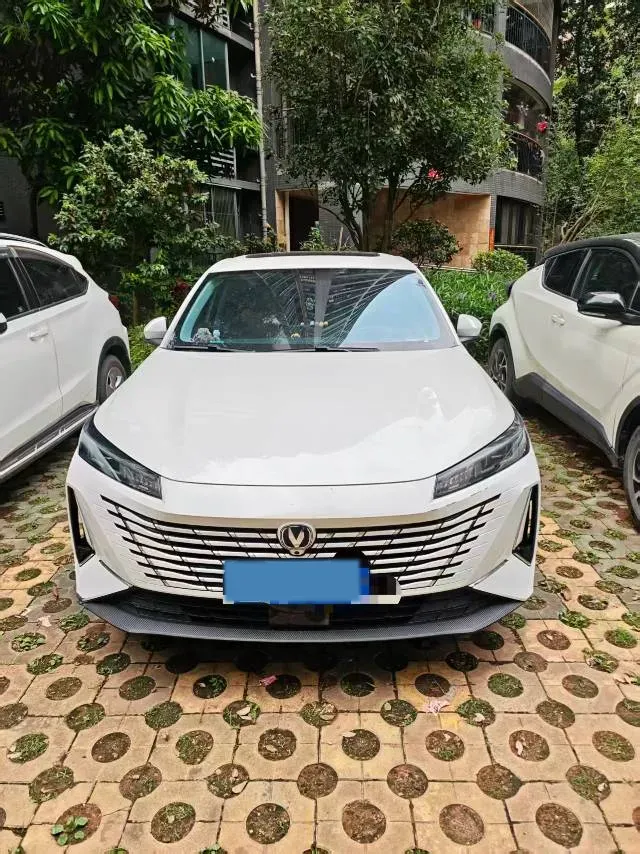 2024 ChangAn Eado 1.5T 170HP L4 7DCT,autocango,china used car exporter,china ev exporter,chinese used car exporter,chinese used ev exporter