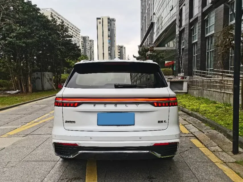 2021 Geely Monjaro 2.0T 218HP L4 7DCT,autocango,china used car exporter,china ev exporter,chinese used car exporter,chinese used ev exporter