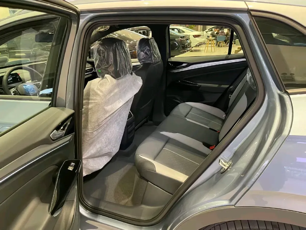 2025 Skoda Superb 2.0T 186HP L4 7DCT,autocango,china used car exporter,china ev exporter,chinese used car exporter,chinese used ev exporter