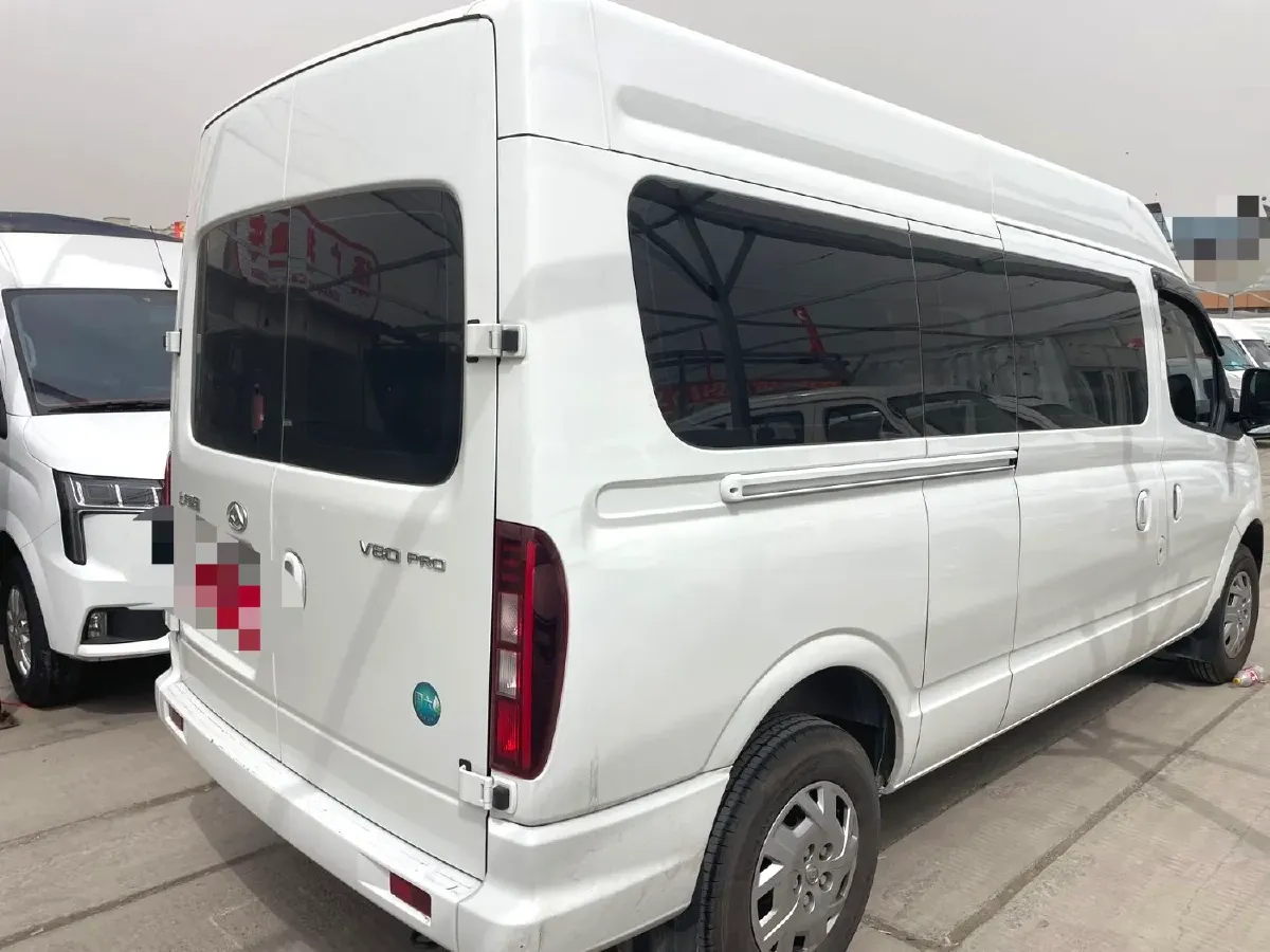 2025 MAXUS XinTu V80 2.0T 147HP L4 6MT,autocango,china used car exporter,china ev exporter,chinese used car exporter,chinese used ev exporter