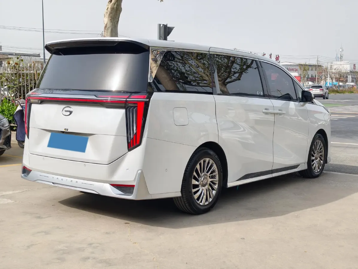 2023 GAC Trumpchi M8 2.0T 252HP L4 8AT,autocango,china used car exporter,china ev exporter,chinese used car exporter,chinese used ev exporter
