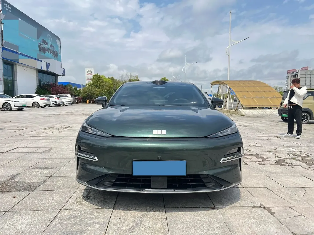 2025 Geely Galaxy Starshine 8 1.5T 163HP L4 3DHT PHEV 27.69KWH,autocango,china used car exporter,china ev exporter,chinese used car exporter,chinese used ev exporter