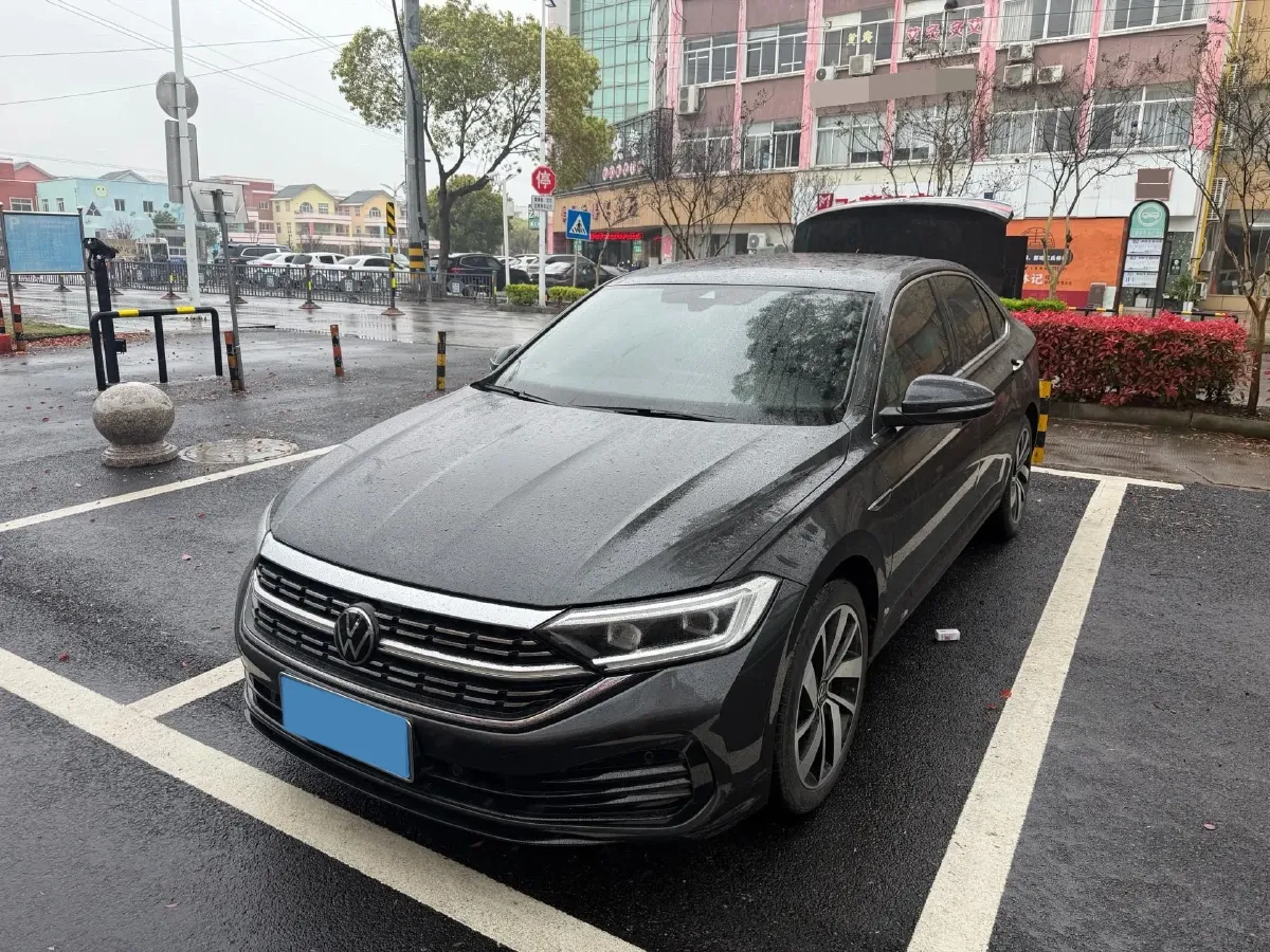 2023 Volkswagen Sagitar 1.5T 160HP L4 7DCT,autocango,china used car exporter,china ev exporter,chinese used car exporter,chinese used ev exporter