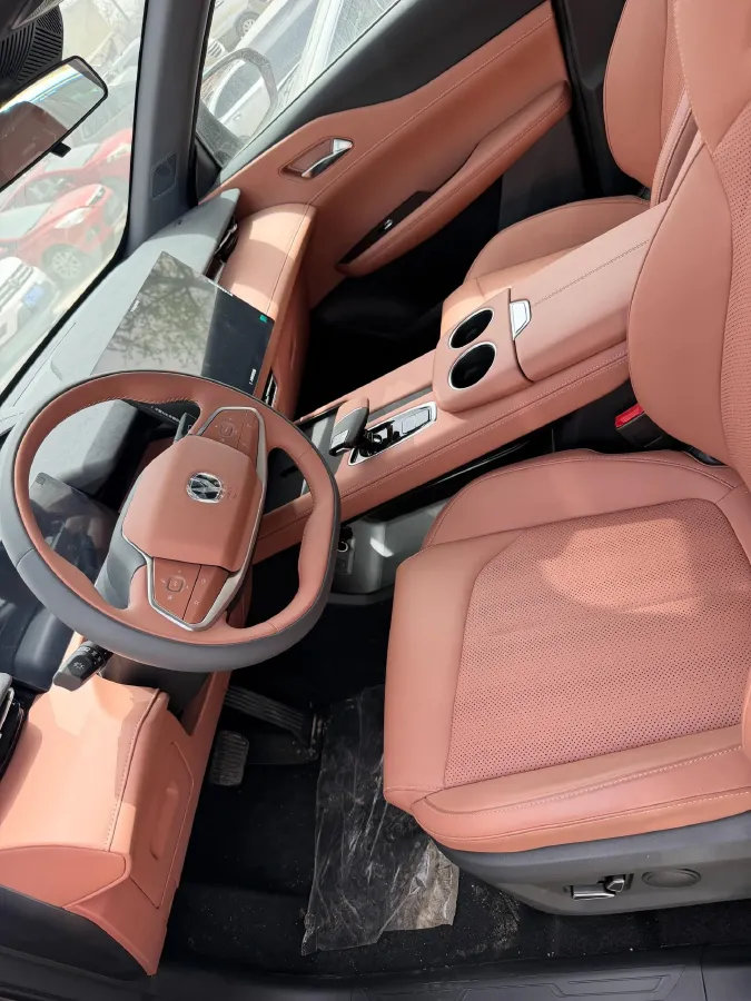 2024 ChangAn UNI-Z 1.5L 98HP L4 E-CVT PHEV 18.4KWH,autocango,china used car exporter,china ev exporter,chinese used car exporter,chinese used ev exporter