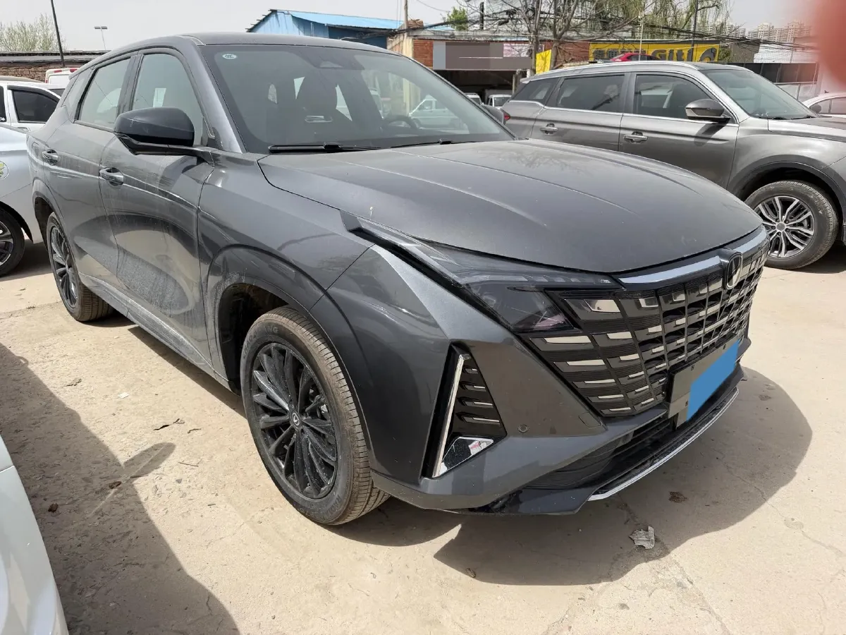 2024 ChangAn UNI-Z 1.5L 98HP L4 E-CVT PHEV 18.4KWH,autocango,china used car exporter,china ev exporter,chinese used car exporter,chinese used ev exporter