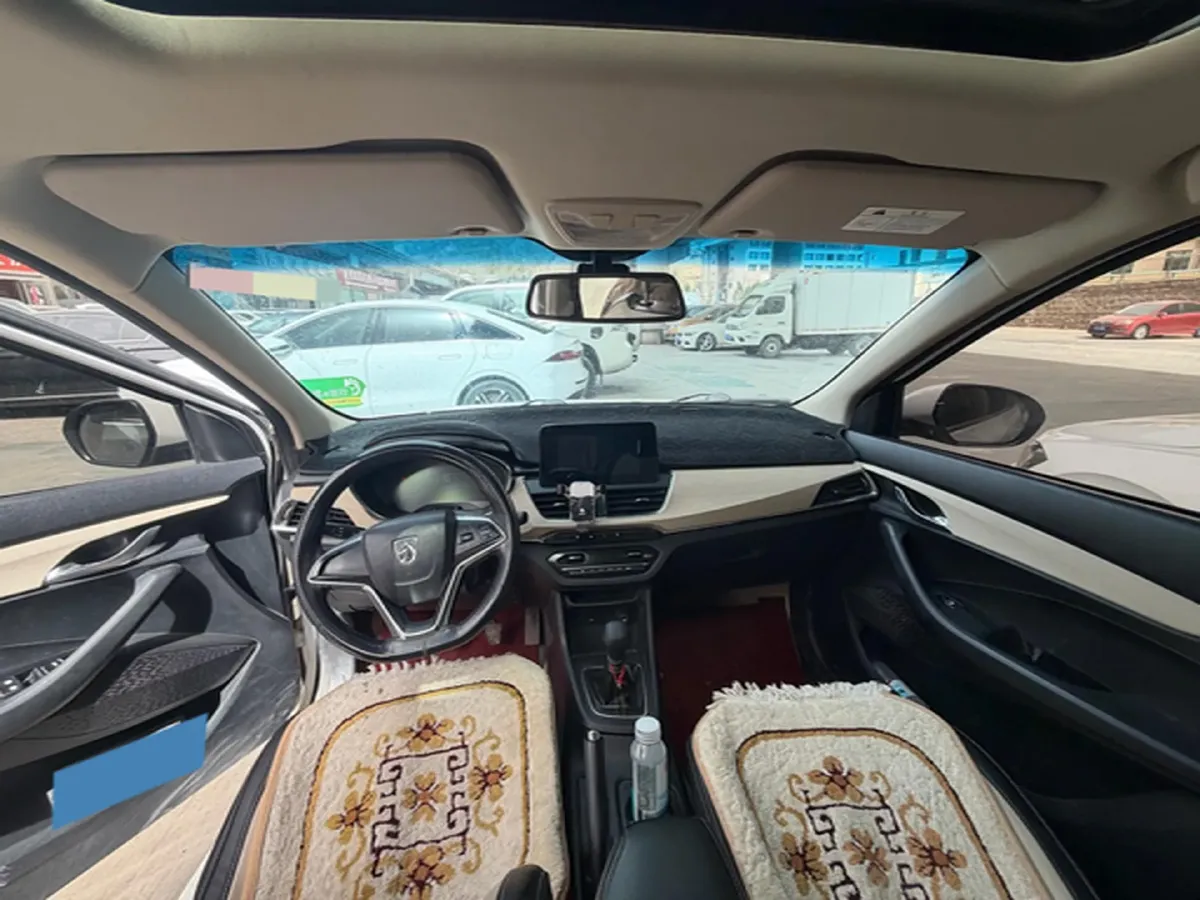 2018 BaoJun 360 1.5L 112HP L4 6MT,autocango,china used car exporter,china ev exporter,chinese used car exporter,chinese used ev exporter