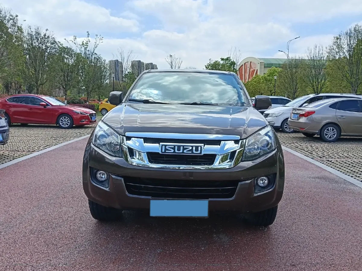 2020 Isuzu LingTuo 2.5T 150HP L4 6AT,autocango,china used car exporter,china ev exporter,chinese used car exporter,chinese used ev exporter