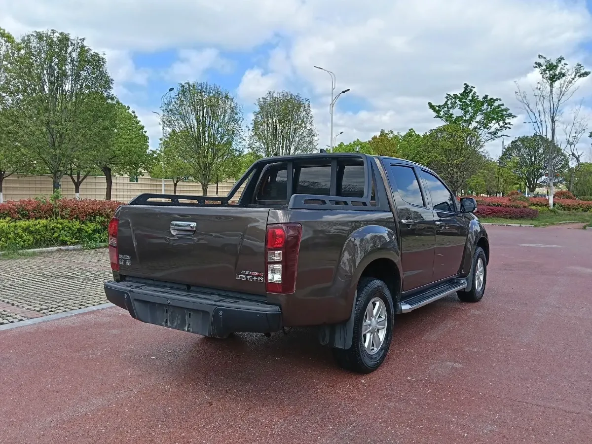 2020 Isuzu LingTuo 2.5T 150HP L4 6AT,autocango,china used car exporter,china ev exporter,chinese used car exporter,chinese used ev exporter