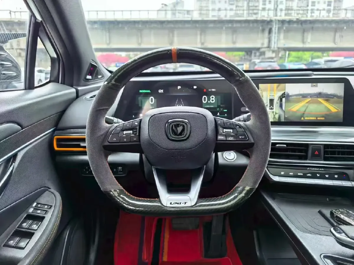 2022 ChangAn UNI-T 1.5T 188HP L4 7DCT,autocango,china used car exporter,china ev exporter,chinese used car exporter,chinese used ev exporter