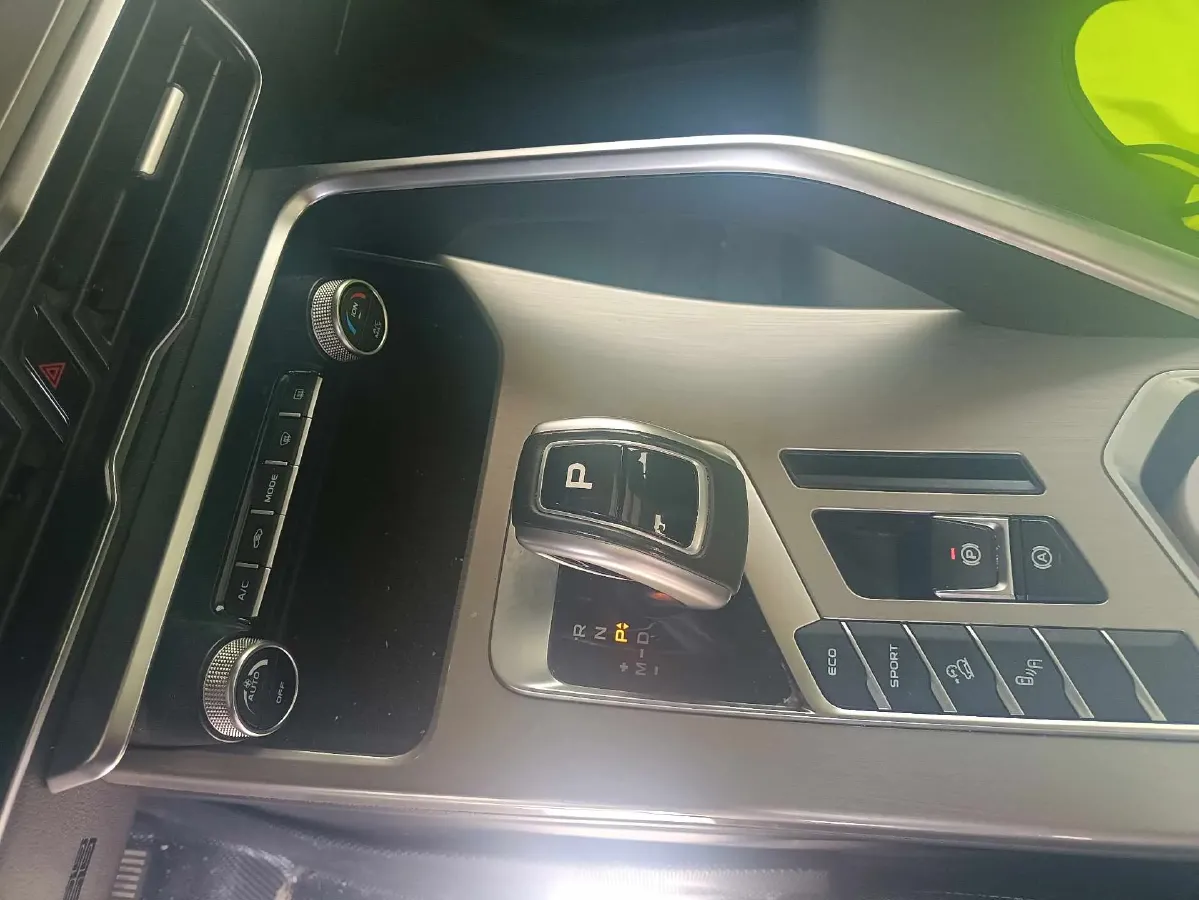 2019 Geely Coolray 1.5T 177HP L3 7DCT,autocango,china used car exporter,china ev exporter,chinese used car exporter,chinese used ev exporter