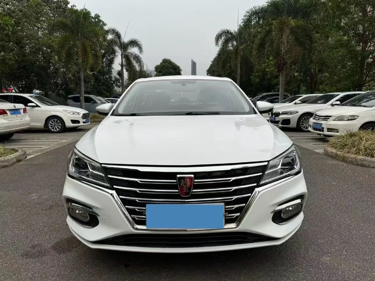2020 Roewe i5 1.5L 120HP L4 CVT,autocango,china used car exporter,china ev exporter,chinese used car exporter,chinese used ev exporter