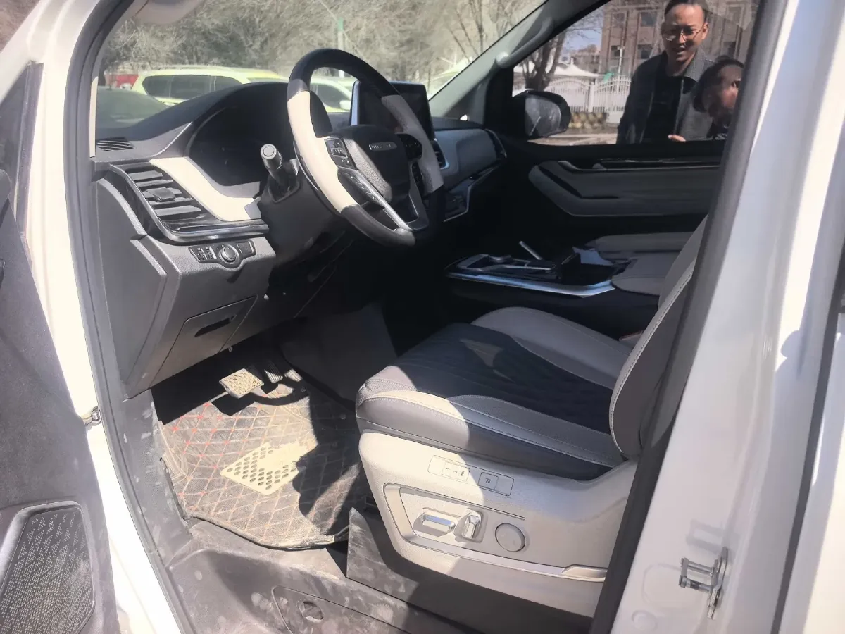 2019 MAXUS G20 2.0T 218HP L4 8AT,autocango,china used car exporter,china ev exporter,chinese used car exporter,chinese used ev exporter