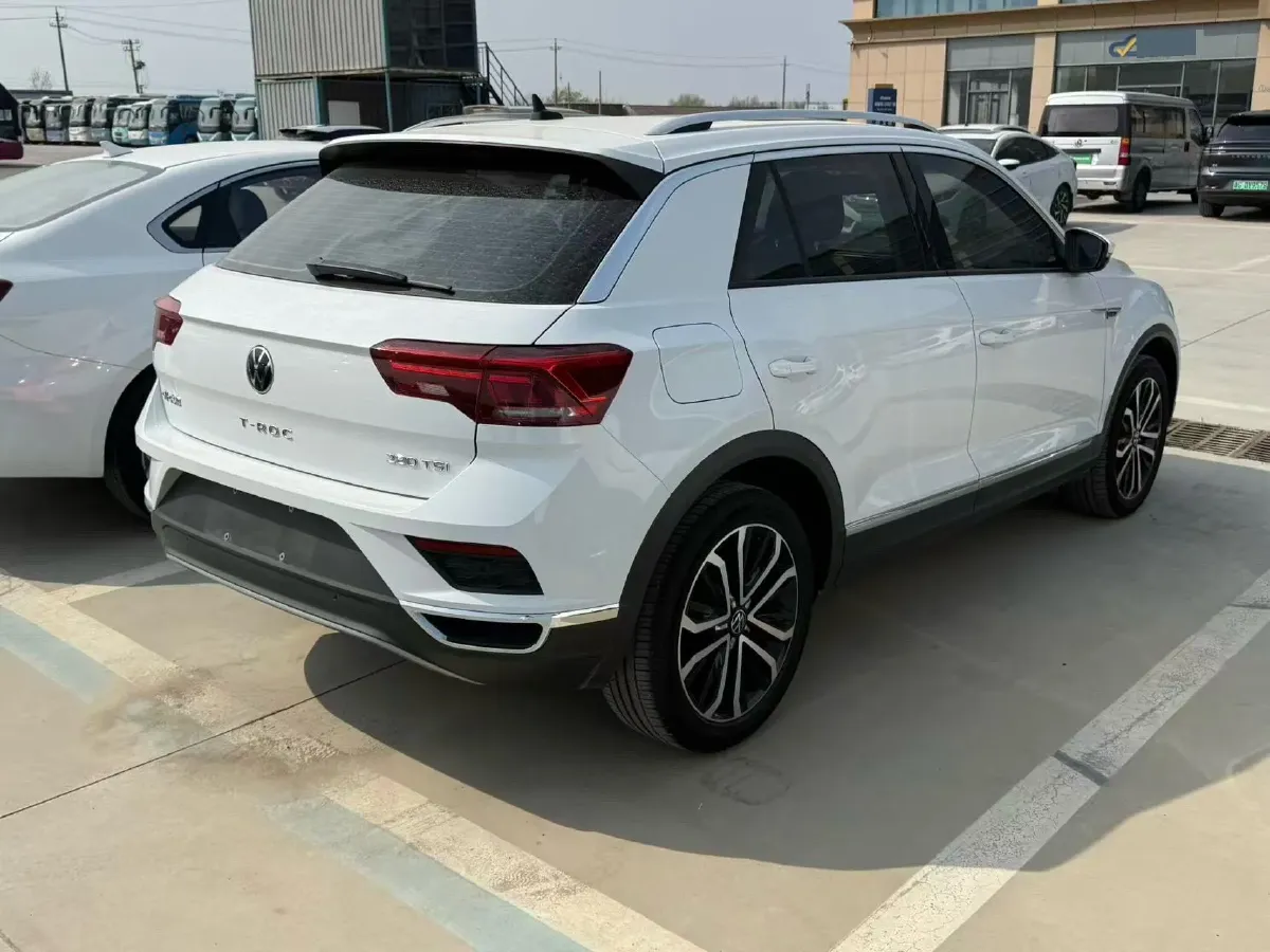 2022 Volkswagen T-Roc 1.4T 150HP L4 7DCT,autocango,china used car exporter,china ev exporter,chinese used car exporter,chinese used ev exporter