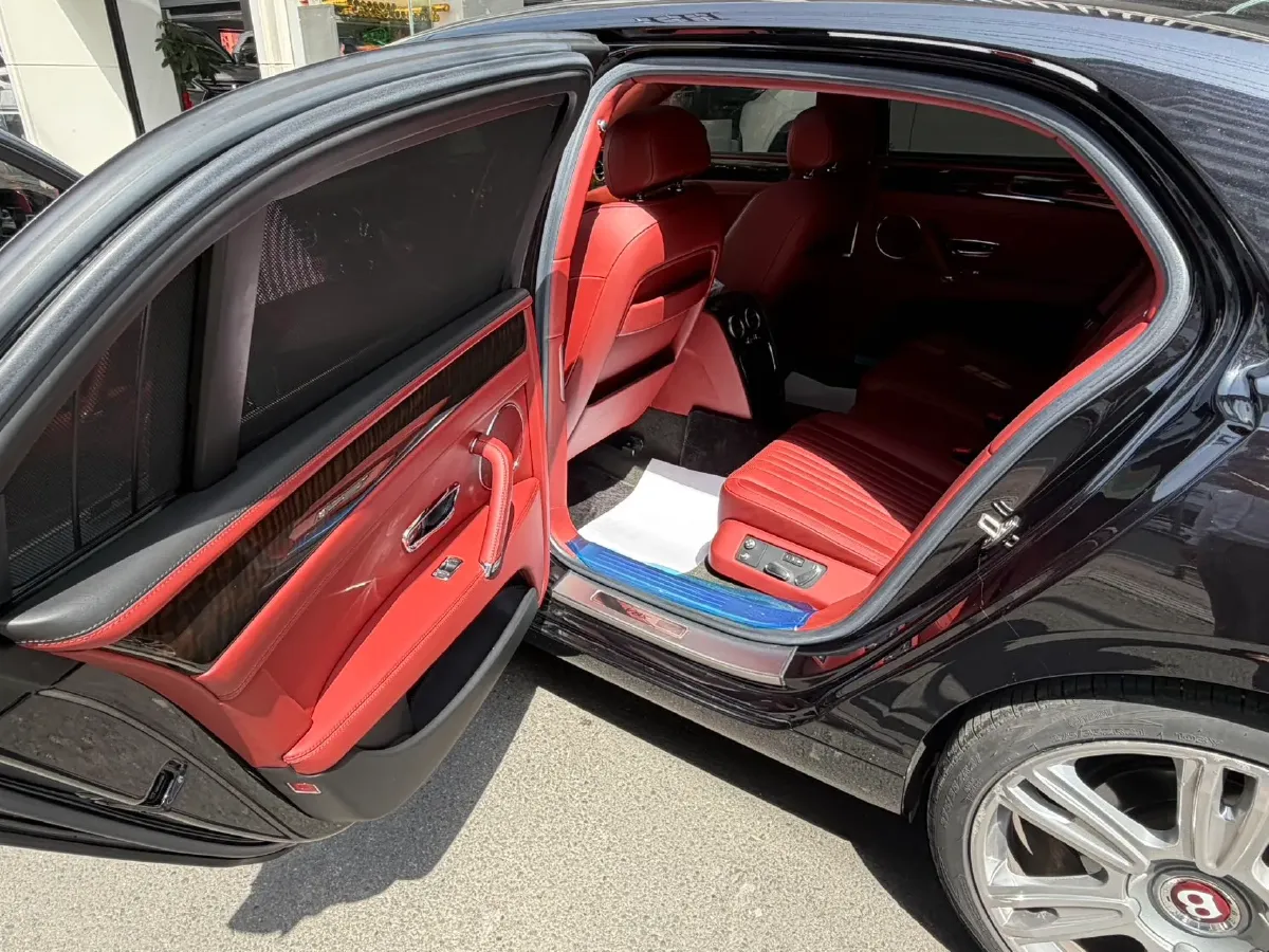 2017 Bentley Flying Spur 4.0T 528HP V8 8AT,autocango,china used car exporter,china ev exporter,chinese used car exporter,chinese used ev exporter