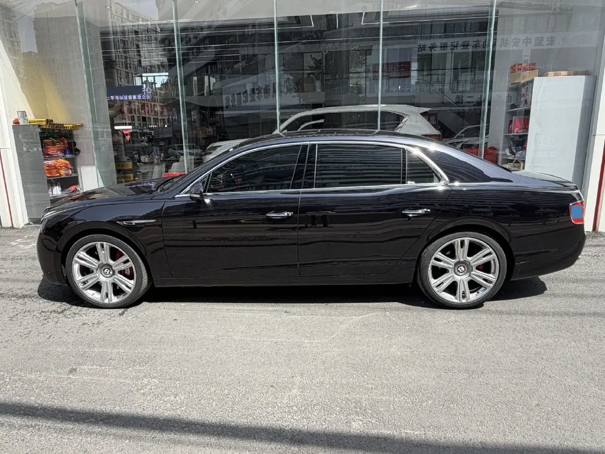 2017 Bentley Flying Spur 4.0T 528HP V8 8AT,autocango,china used car exporter,china ev exporter,chinese used car exporter,chinese used ev exporter
