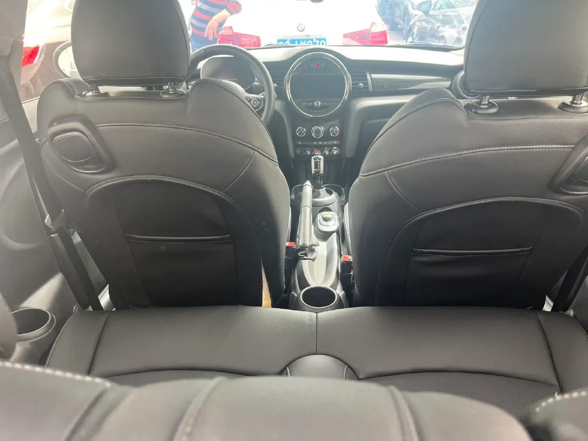 2021 MINI MINI 1.5T 136HP L3 7DCT,autocango,china used car exporter,china ev exporter,chinese used car exporter,chinese used ev exporter