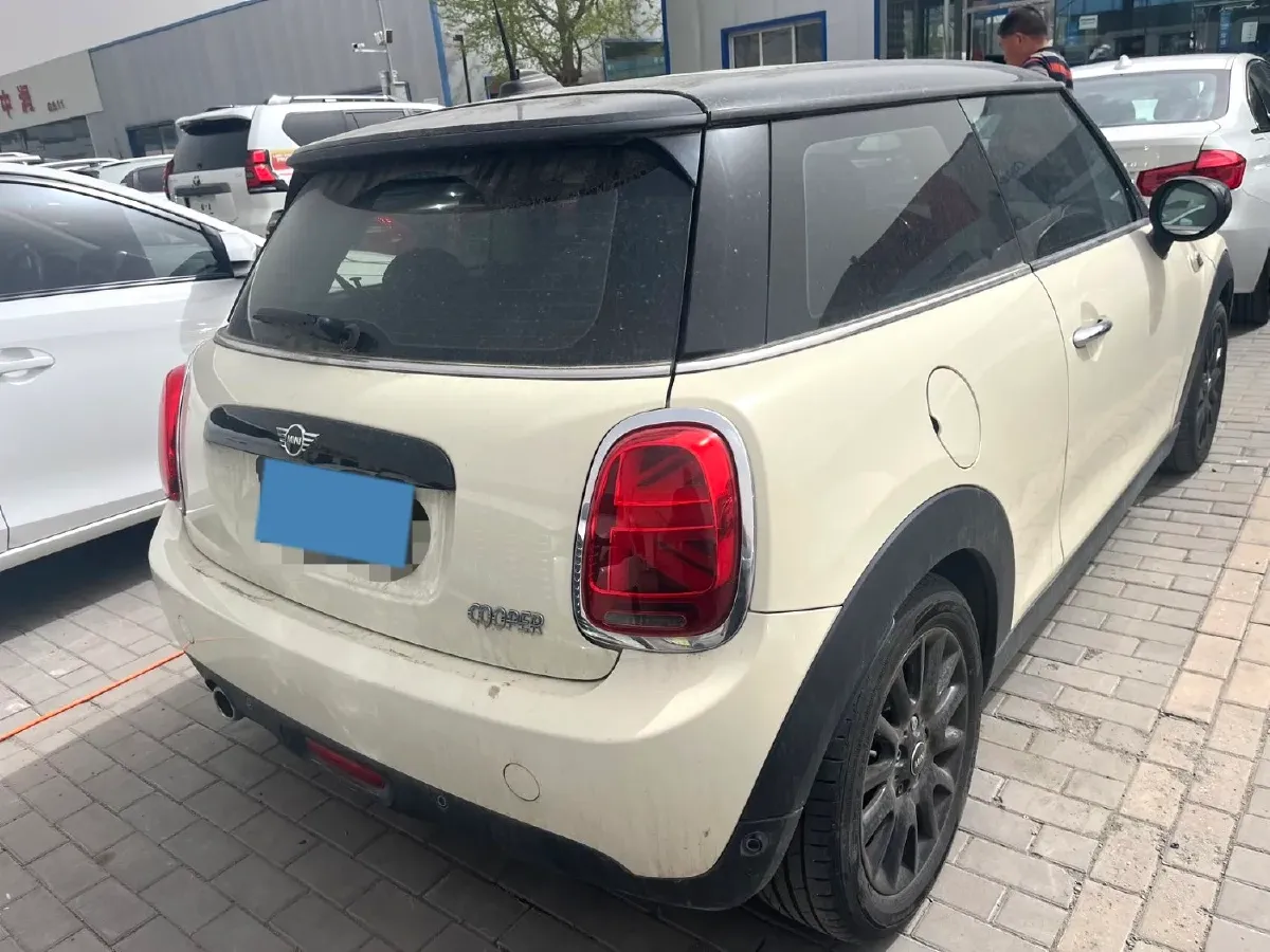 2021 MINI MINI 1.5T 136HP L3 7DCT,autocango,china used car exporter,china ev exporter,chinese used car exporter,chinese used ev exporter