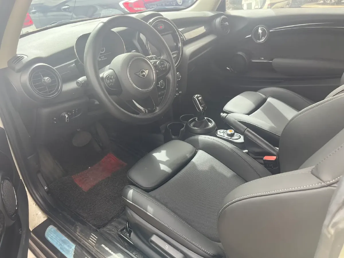 2021 MINI MINI 1.5T 136HP L3 7DCT,autocango,china used car exporter,china ev exporter,chinese used car exporter,chinese used ev exporter