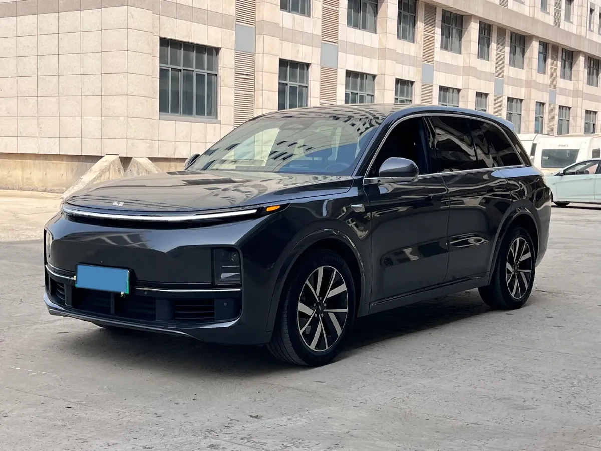 2023 Li L8 Range Extended 154HP REEV 40.9KWH,autocango,china used car exporter,china ev exporter,chinese used car exporter,chinese used ev exporter