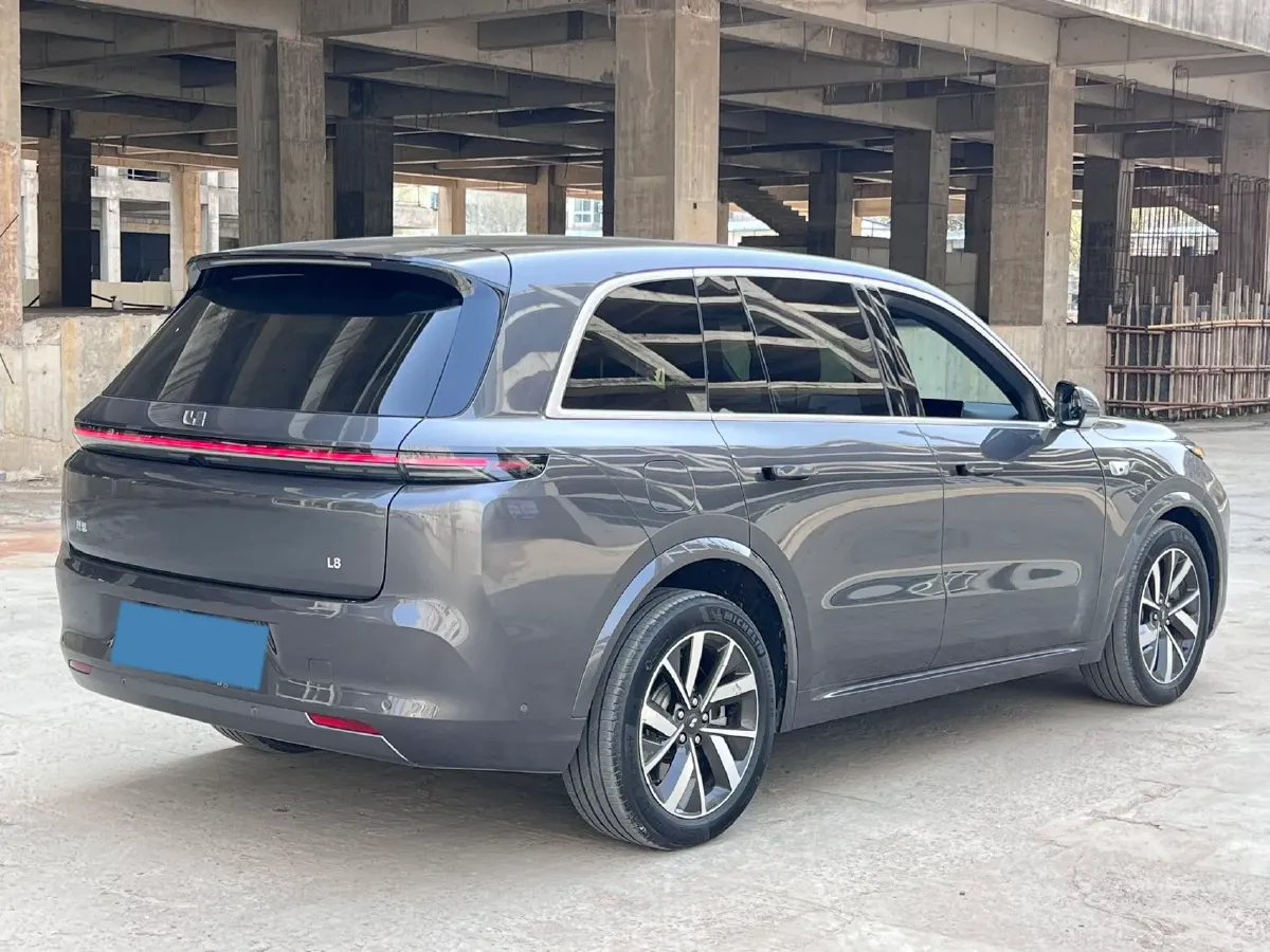 2023 Li L8 Range Extended 154HP REEV 40.9KWH,autocango,china used car exporter,china ev exporter,chinese used car exporter,chinese used ev exporter