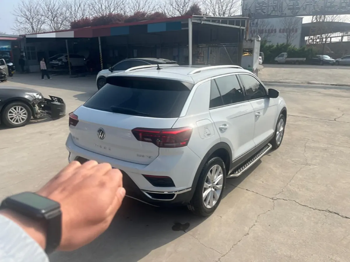2019 Volkswagen T-Roc 1.4T 131HP L4 7DCT,autocango,china used car exporter,china ev exporter,chinese used car exporter,chinese used ev exporter