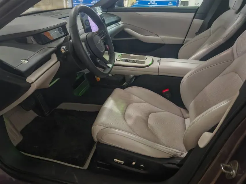 2024 MI SU7 BEV 73.6KWH,autocango,china used car exporter,china ev exporter,chinese used car exporter,chinese used ev exporter