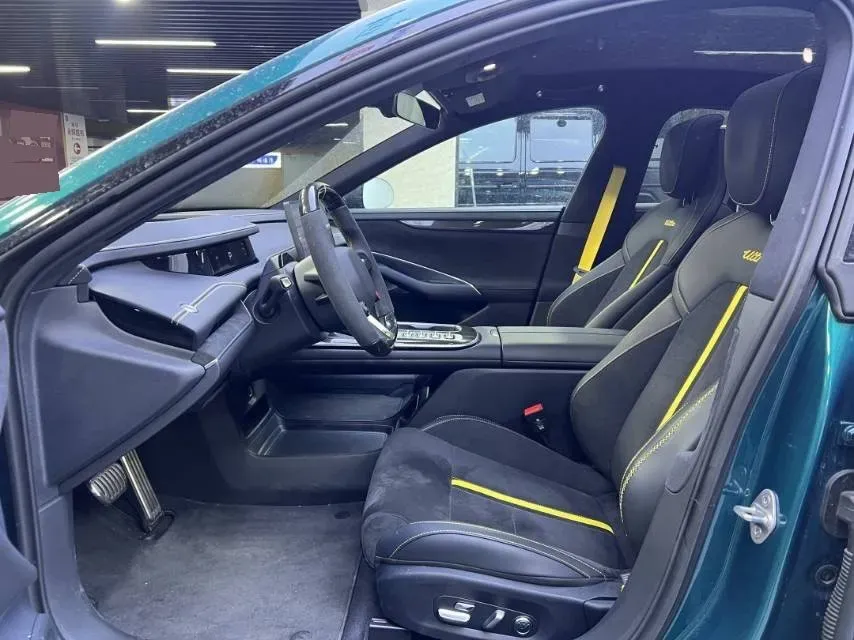 2025 MI SU7 Ultra BEV 93.7KWH,autocango,china used car exporter,china ev exporter,chinese used car exporter,chinese used ev exporter