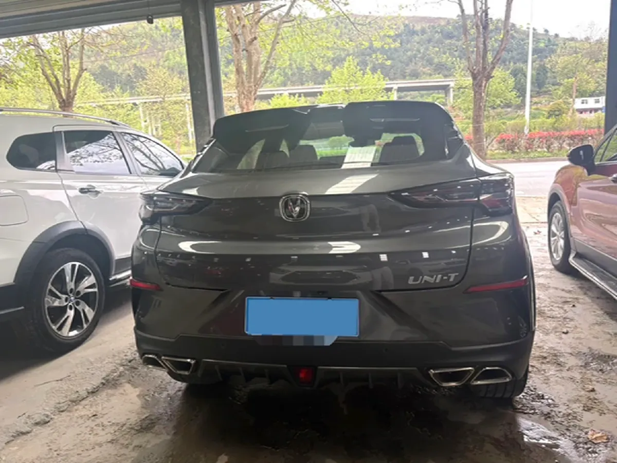 2021 ChangAn UNI-T 1.5T 180HP L4 7DCT,autocango,china used car exporter,china ev exporter,chinese used car exporter,chinese used ev exporter