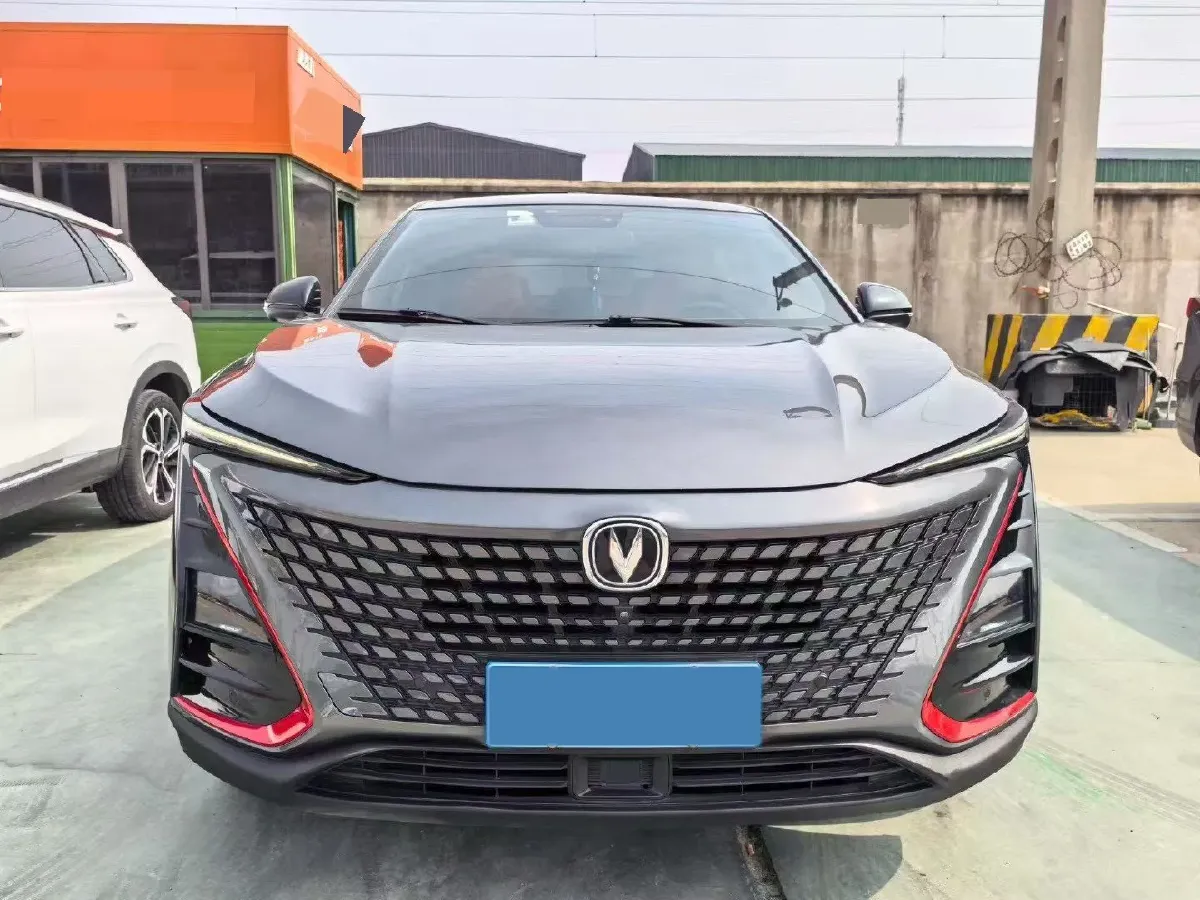 2020 ChangAn UNI-T 1.5T 180HP L4 7DCT,autocango,china used car exporter,china ev exporter,chinese used car exporter,chinese used ev exporter