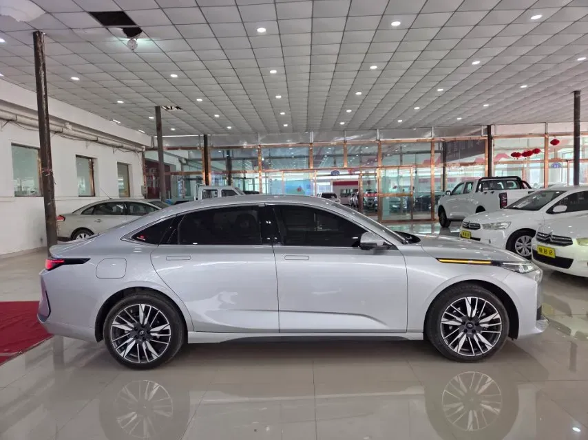 2024 ChangAn QiYuan A05 1.5L 110HP L4 E-CVT PHEV 18.99KWH,autocango,china used car exporter,china ev exporter,chinese used car exporter,chinese used ev exporter