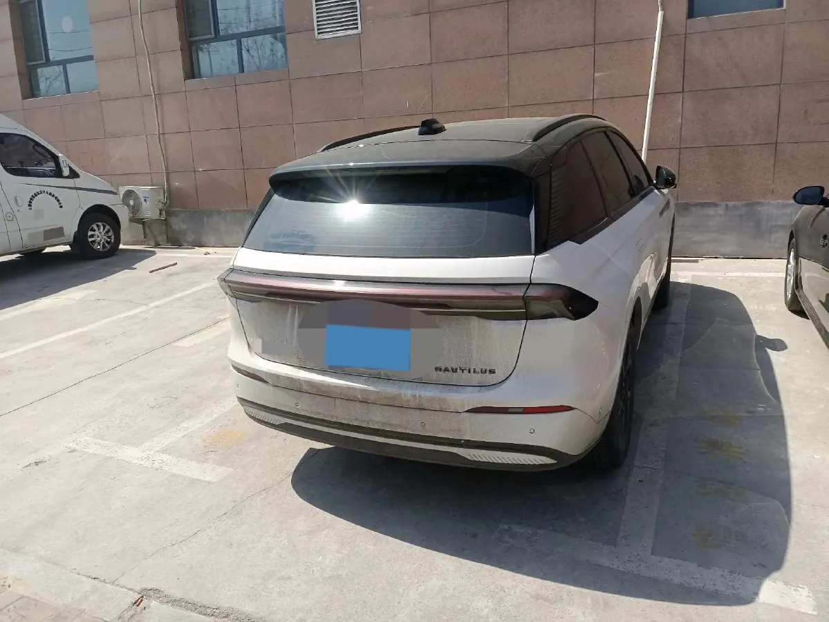 2023 Lincoln Nautilus 2.0T 282HP L4 E-CVT Hybrid,autocango,china used car exporter,china ev exporter,chinese used car exporter,chinese used ev exporter