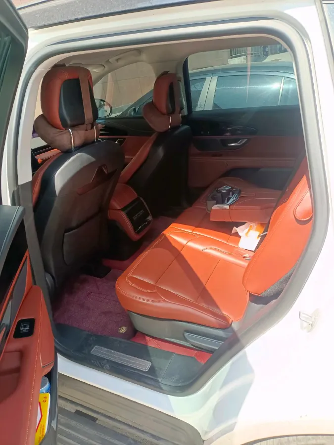 2023 Lincoln Nautilus 2.0T 282HP L4 E-CVT Hybrid,autocango,china used car exporter,china ev exporter,chinese used car exporter,chinese used ev exporter