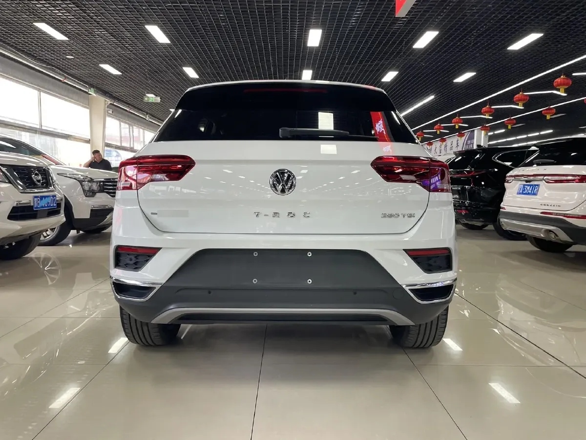 2020 Volkswagen T-Roc 1.4T 150HP L4 7DCT,autocango,china used car exporter,china ev exporter,chinese used car exporter,chinese used ev exporter