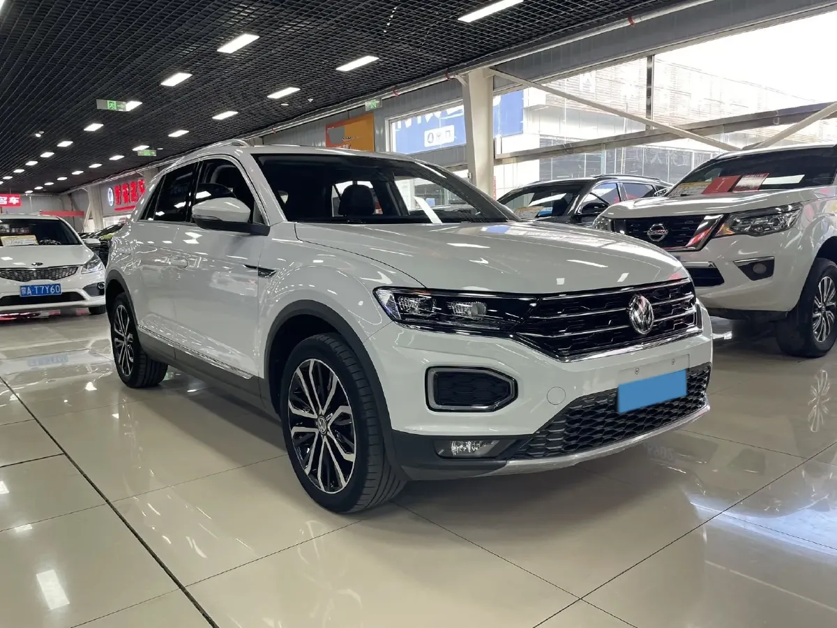 2020 Volkswagen T-Roc 1.4T 150HP L4 7DCT,autocango,china used car exporter,china ev exporter,chinese used car exporter,chinese used ev exporter