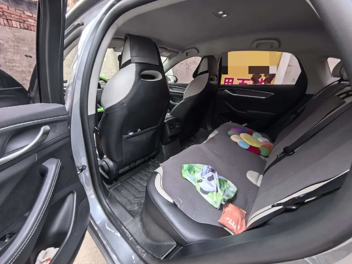 2022 Roewe RX5 MAX 1.5T 181HP L4 6AT,autocango,china used car exporter,china ev exporter,chinese used car exporter,chinese used ev exporter