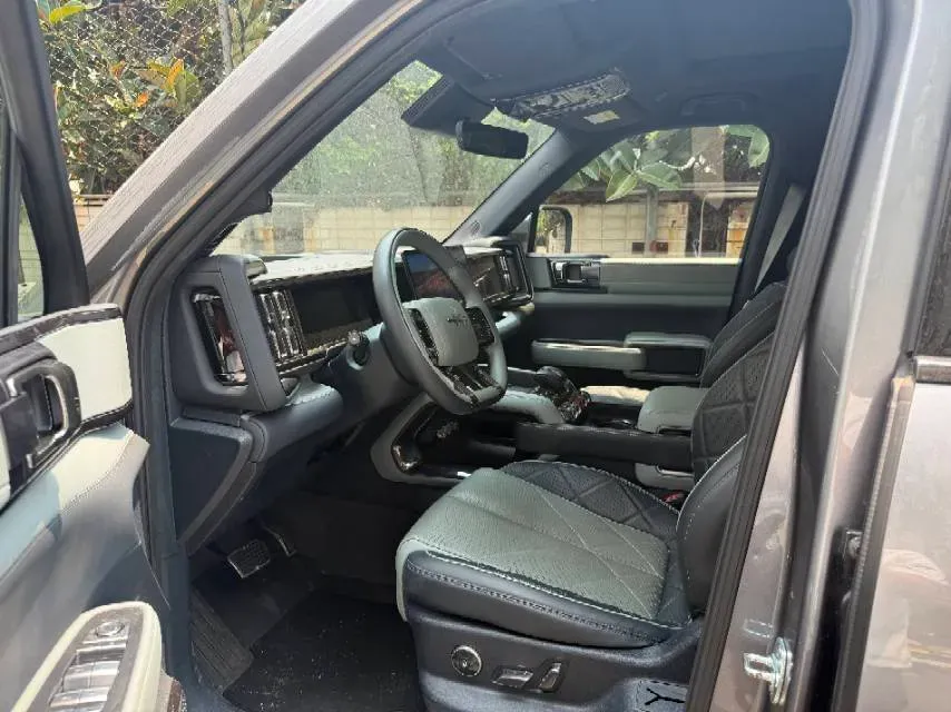 2023 FangChengBao Bao 5 1.5T 194HP L4 E-CVT PHEV 31.8KWH,autocango,china used car exporter,china ev exporter,chinese used car exporter,chinese used ev exporter