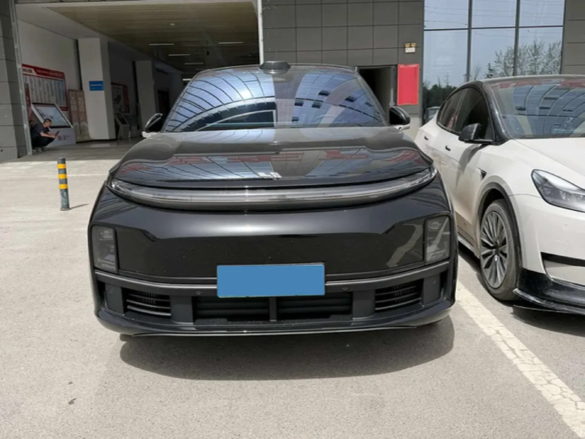 2024 Li L8 Range Extended 154HP REEV 52.3KWH,autocango,china used car exporter,china ev exporter,chinese used car exporter,chinese used ev exporter