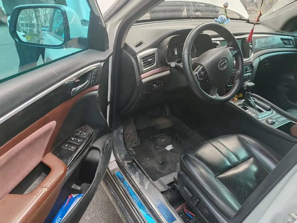 2017 GAC Trumpchi GS8 2.0T 201HP L4 6AT,autocango,china used car exporter,china ev exporter,chinese used car exporter,chinese used ev exporter