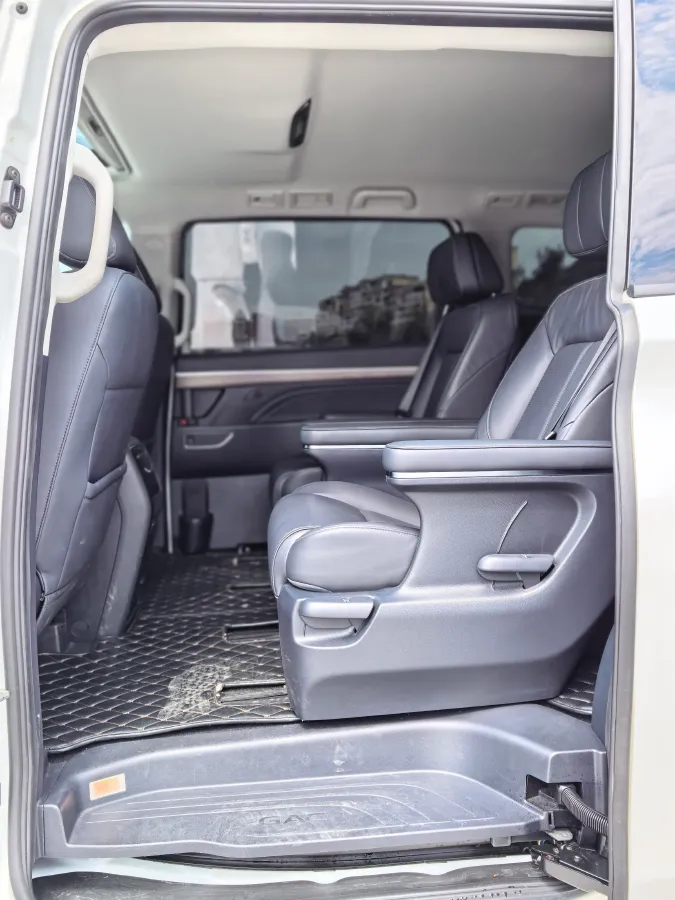 2023 GAC Trumpchi M8 2.0T 252HP L4 8AT,autocango,china used car exporter,china ev exporter,chinese used car exporter,chinese used ev exporter